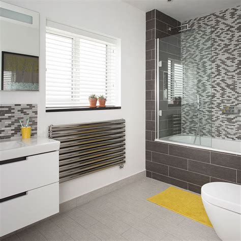 The size of your bathroom doesn't necessarily correspond to its layout. Bathroom layout plans - for small and large rooms