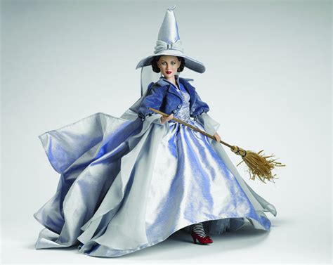 Nov084725 Tonner Wizard Of Oz Wicked Witch Ot East Doll Previews World