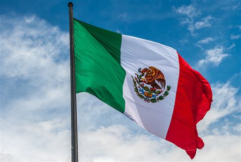 The Mexican Flag Its History Meaning Design Symbols And More