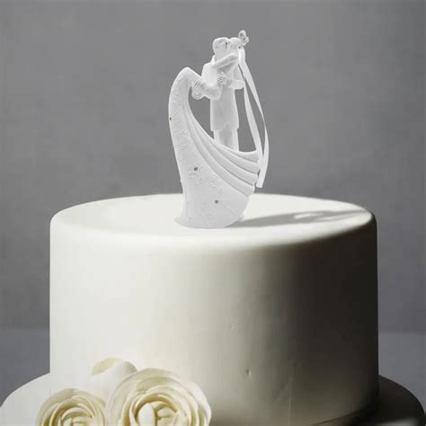 Romantic Bride And Groom Resin White Wedding Cake Topper Cake Stand