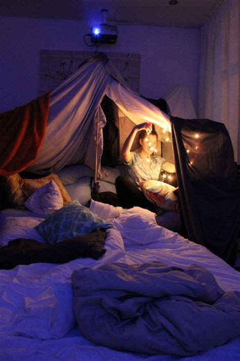 21 Cozy Sanctuaries To Shelter You From Adulthood Blanket Fort