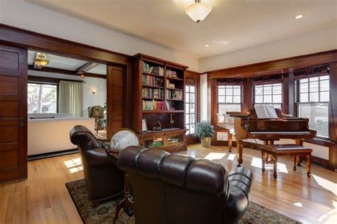 A 1908 Craftsman With Gorgeous Woodwork In Pasadena Home Building