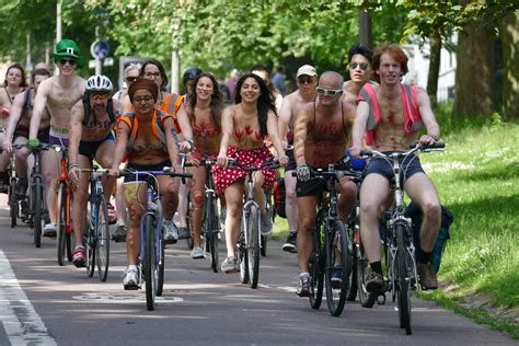 World Naked Bike Ride Edinburgh 2016 2 Royan Flickr