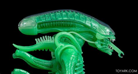 New Glow In The Dark Alien Figure By Neca Unveiled
