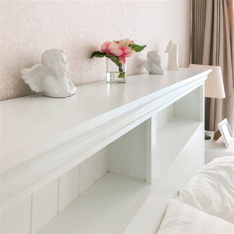 Required materials for this project include pvc pipe, led light strip, glitter spray paint, electrical perfect for college students or those short on space, this headboard is essentially a hollow box that contains drawers and storage space. 14 Dreamy DIY Headboard Ideas | Headboard storage, Diy ...