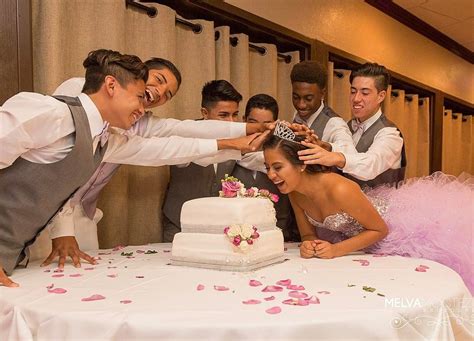 The Coolest Quince Courts Of Honor Ever 2020 Quinceanera