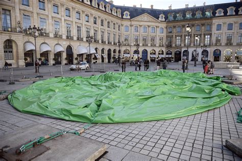outraged vandals sabotage paris christmas tree sculpture likened to sexual aid the japan times
