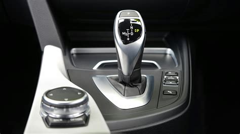 Gray And Black Vehicle Gear Shift Lever · Free Stock Photo