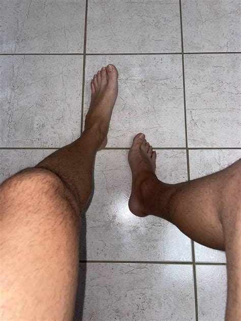 Latino Webbed Toes What Do You Guys Think Nudes Gayfootfetish Nude Pics Org