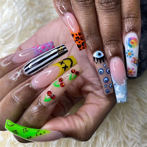 💖lacrylics💖 on instagram “issa freestyle 💖 i don t work sundays but feel free to book a vip