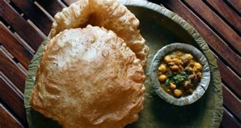 Chole bhature is a an all time favourite punjabi dish. How To Make Chole bhature Recipe At Home [Sanjeev Kapoor ...