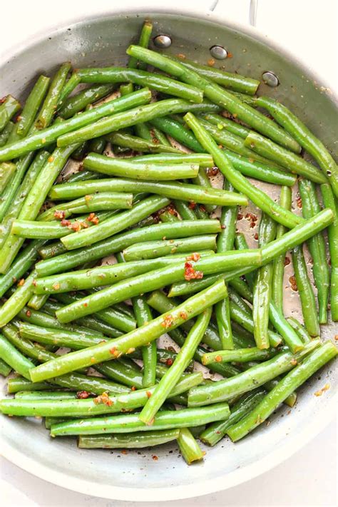 Sauteed Green Beans With Garlic Crunchy Creamy Sweet