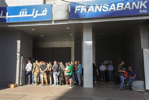 Lebanese Banks Reopen Partially After Wave Of Heists Daily Sabah