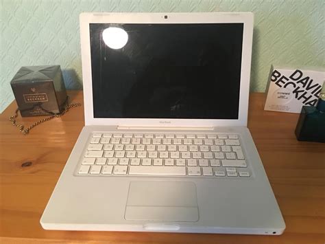 Macbook White 13 2006 In Good Condition In New Cross London Gumtree