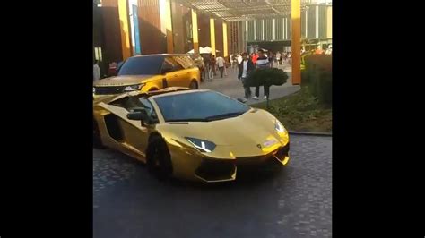 How They Roll In Dubai Gold Lamborghini And Range Rover