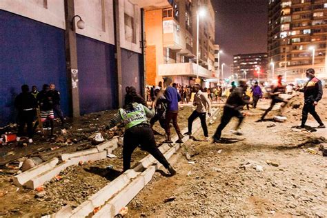 Pro Zuma Protests Turn Into Looting Arson Attacks Nation