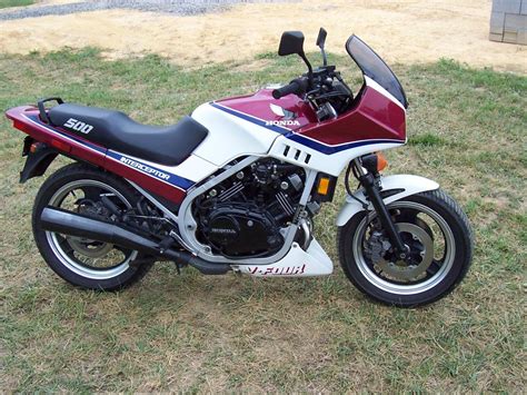 New pictures uploaded daily by users from all over the world. Bikes Of A Lifetime: 1984 Honda 500 Interceptor ...