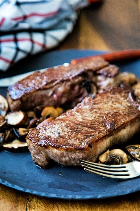 How To Cook Ny Strip Steak On Stove Medium Rare Steele Suchiss