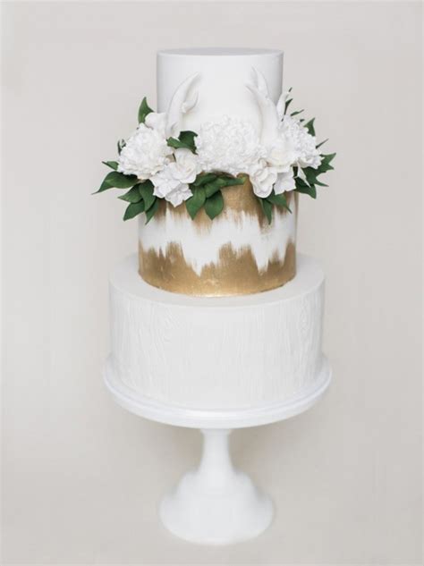 20 Crazy Gorgeous Winter Wedding Cakes Southbound Bride