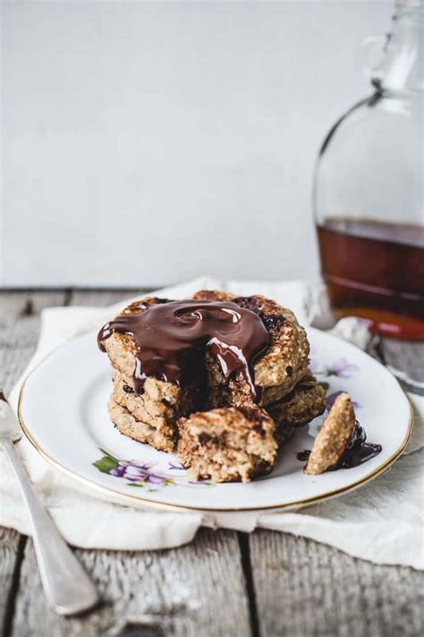 Oatmeal Chocolate Chip Cookie Pancakes For One Vegan Gf Izy