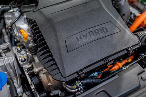 What Are The Pros And Cons Of Owning A Hybrid Vehicle Complete Car