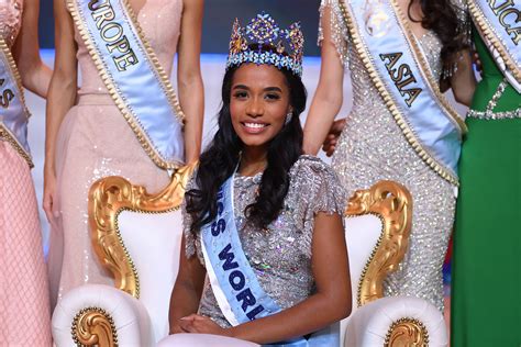 jamaica s toni ann singh crowned miss world 2019 teen vogue