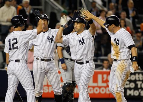 New York Yankees Baseball Mlb Wallpapers Hd Desktop And Mobile