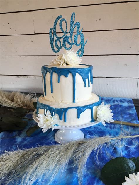 Once your dream registry has been put together and the celebration planning is in full swing, let tiny prints help you design the perfect baby shower. Baby Shower Cake Baby Boy — StevieAnn Nance