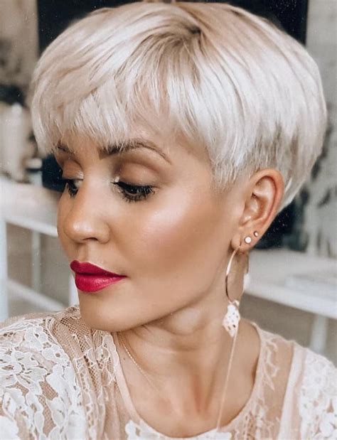 25 Best White Pixie Haircut Ideas For Cool Short Hairstyle Page 21 Of 30 Fashionsum