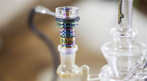 The first and easiest way to clean a dab rig, is to simply use hot water. How To Smoke Dabs Without A Rig | Dabbing Resources | Yo Dabba Dabba