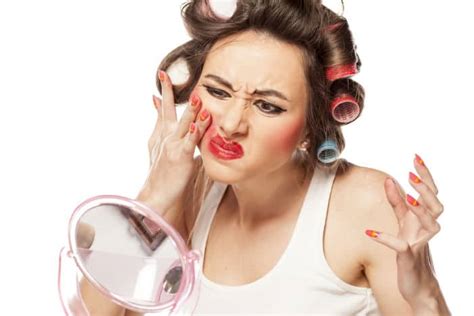 Common Makeup Mistakes 5 Makeup Mistakes You Must Avoid