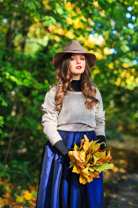 Traveling With Autumn Fashion Photo Shoot In London Margarita