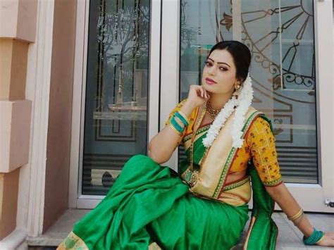 Nenjam Marappathillai Actress Name Saranya Turadi Serial Actress Hd