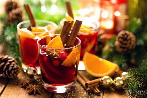 9 Fun Holiday Drinks To Get For Christmas And New Years