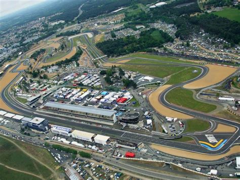 The Le Mans Start Gran Touring Motorsports