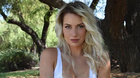 Paige Spiranac Shows Fans How To Play The Perfect Flop Shot Instagram
