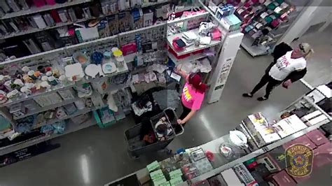 Thieves Caught On Camera Stealing Purse Youtube