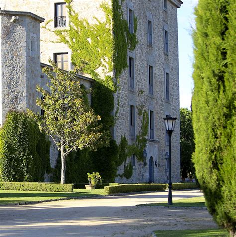 Scopri ricette, idee per la casa, consigli di stile e altre idee da provare. Casa fortaleza Finca El Campillo / Fortress house at El ...
