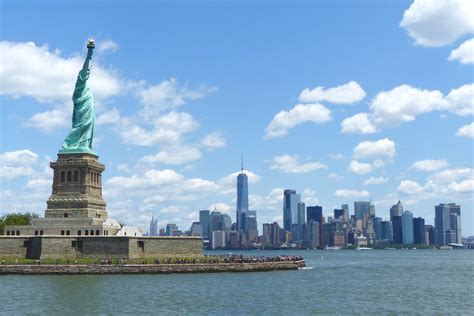 New York Découvrir La Statue De La Liberté Et Ellis Island