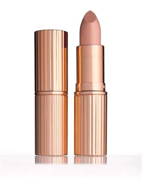 How To Pick The Best Nude Lipstick For Your Skin Tone Based On Your Complexion And Undertones — Photos