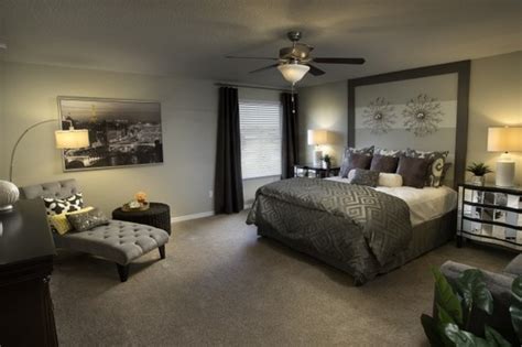 We love the idea of it. Tranquil master bedroom with sitting area. Independence ...