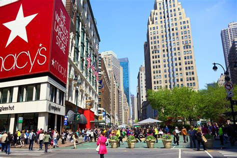7 Best Places For New York Christmas Shopping Clickandgo Travel Blog