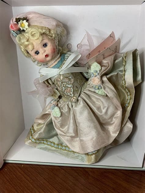 Rare Madame Alexander Doll Courtyard Limited Edition Nrfb