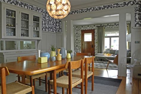 Dining room farmhouse home and garden furniture. Arts and Crafts dining room decor Ideas