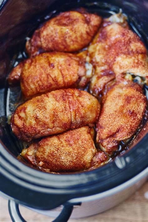 How To Make Crispy Juicy Chicken Thighs In The Slow Cooker Recipe Chicken Thigh Recipes