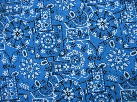Download Iconic Blue Crip Bandana Wallpaper