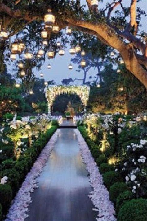 50 Romantic Wedding Ideas That Are Straight Out Of A Fairy Tale
