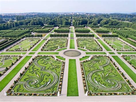 Browse 207 garten mann stock photos and images available or start a new search to explore more stock photos and images. Herrenhäuser Gärten Genial Hannover Europa Und Der Große ...