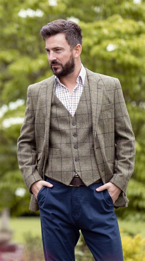 Man In Tweed Blazer And Waistcoat Country Outfits Country Clothing