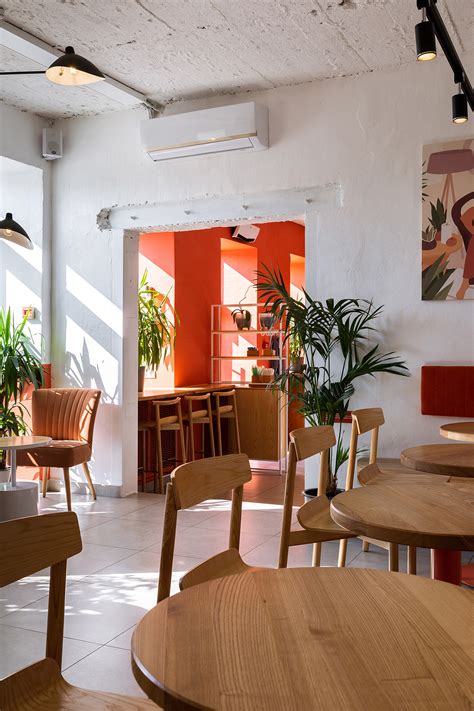 Kofemolka Cafe Interior 2 On Behance